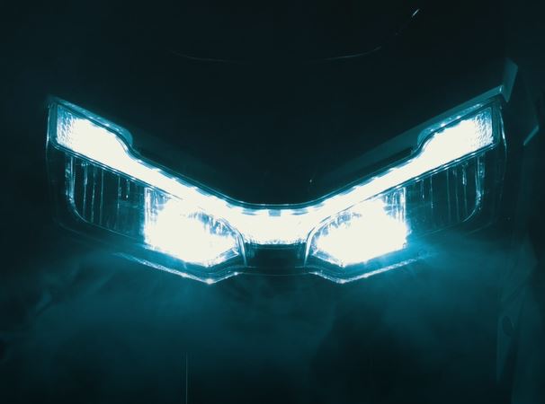 Güçlü Aydınlatma